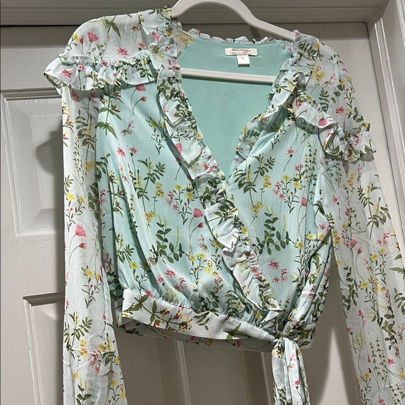 Floral Ruffle Wrap Top - Picture 2 of 2